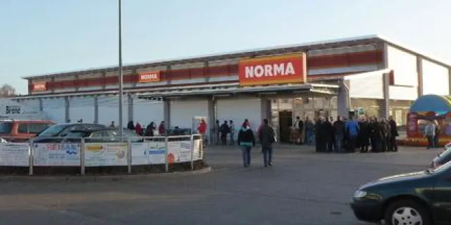 Bild: Nach Vollvermietung durch AENGEVELT: Erfolgreiche Neueröffnungen im „Friedrichszentrum“ in Rheinsberg