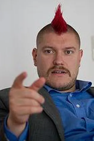 Bild: Sascha Lobo mit Eröffnungskeynote auf E-Commerce Gipfel