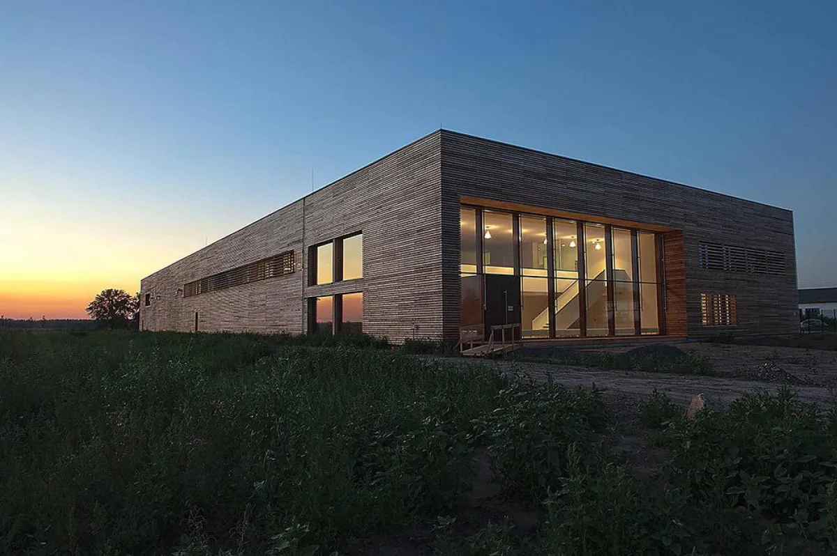 Harmonisch in die ländliche Umgebung integriert - die 