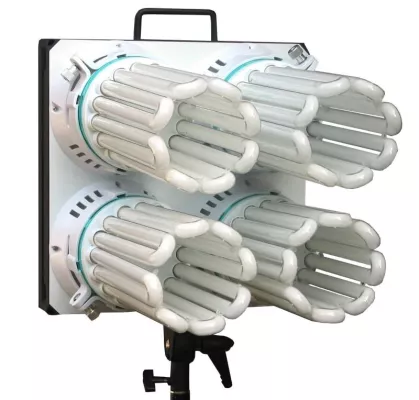 Bild: Tageslichtleuchten 2000 Watt für Foto-Videoproduktion von CF Photo + Video Technik - Hell und dennoch sparsam