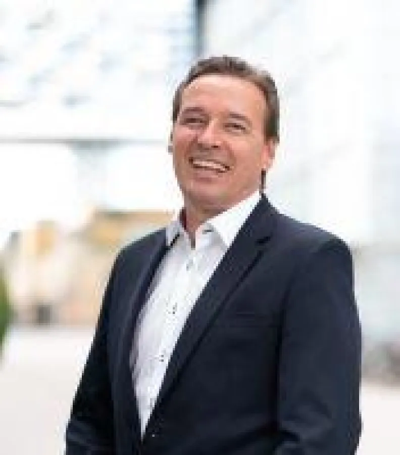 Ein zeitgenössisches Geschäftsportrait