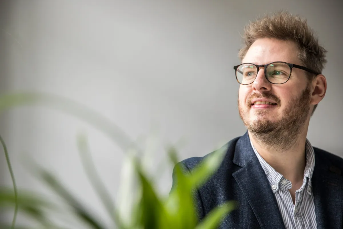 Viele Menschen verlassen sich immer häufiger auf persönliche Beratungen (© Jannik Theisen)