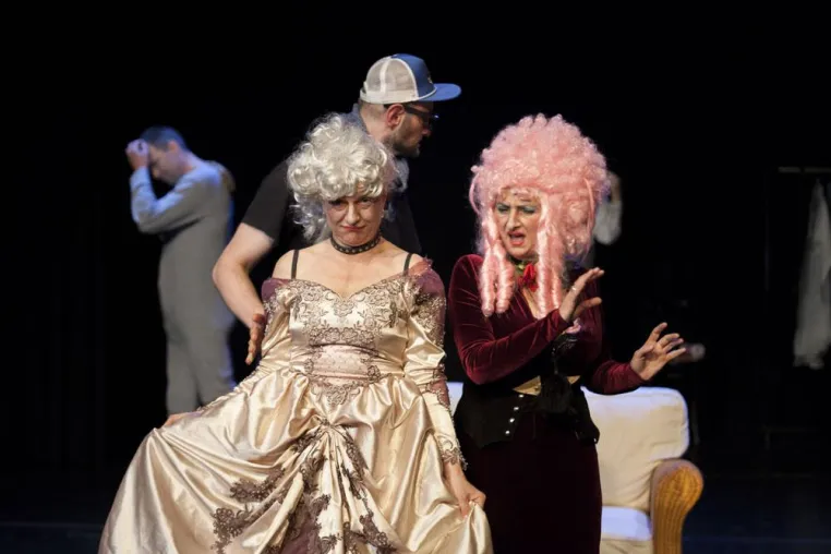 Making of Lady Burnout - Zusatzvorstellung am 22. Juni im MUT! Theater Hamburg Bild: Making of Lady Burnout - Zusatzvorstellung am 22. Juni im MUT! Theater Hamburg