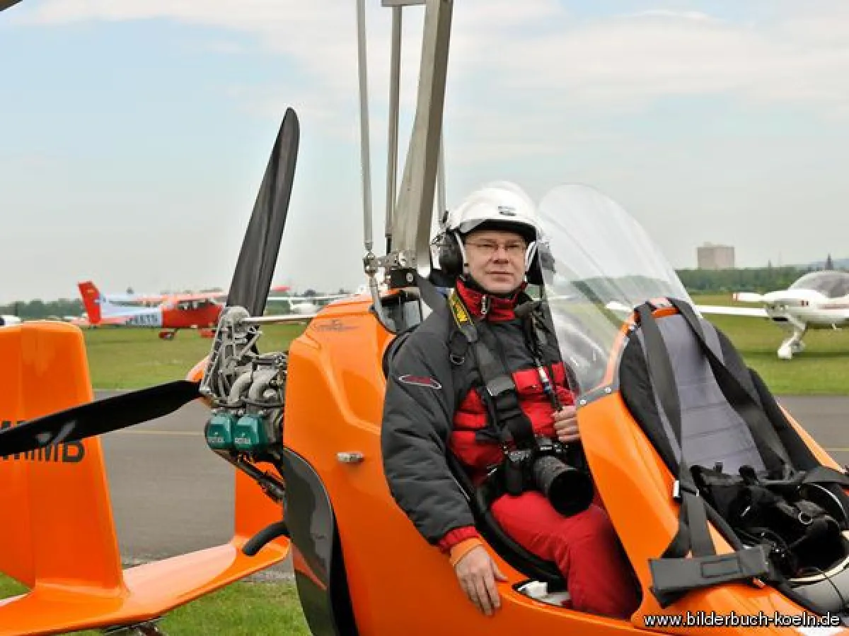 Fotograf im Gyrocopter