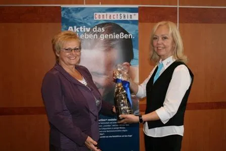 Bild: Eingeschworene Zweithaar-Familie-Dritte internationale ContactSkin-Fachtagung mit positiver Bilanz