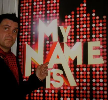 Bild: Carsten Siebert "der deutsche Robbie Williams" bei RTL 2 My Name is........