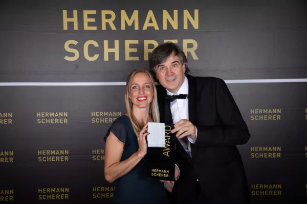 Erftstädterin erzielt Weltrekord in Stuttgart Bild: Erftstädterin erzielt Weltrekord in Stuttgart