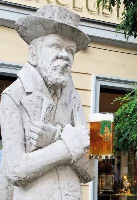 Zu Ehren von Heinrich Zille: Brauhaus GEORGBRÆU im Berliner Nikolaiviertel braut das Sonderbier „Zille-Braeu“ Bild: Zu Ehren von Heinrich Zille: Brauhaus GEORGBRÆU im Berliner Nikolaiviertel braut das Sonderbier „Zille-Braeu“