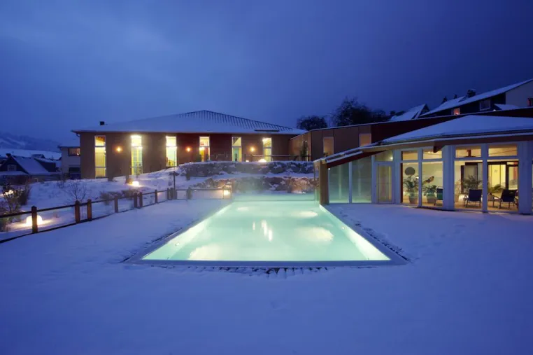 Bild: Familotel Sonnenpark mit Holidaycheck Gold Award 2018 und Trivago Award 2018 ausgezeichnet