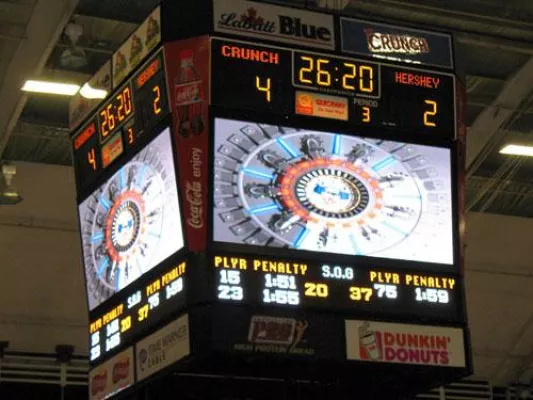 Bild: War Memorial Arena rüstet mit Daktronics Systemen auf
