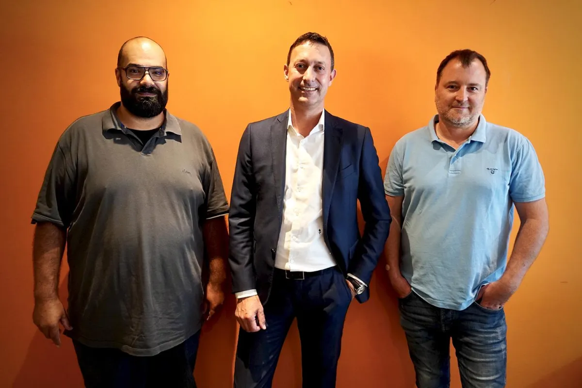 Musik-Produzent Ruben Rodriguez, avendi-Geschäftsführer Achim Ihrig und Musiker Michael Herberger