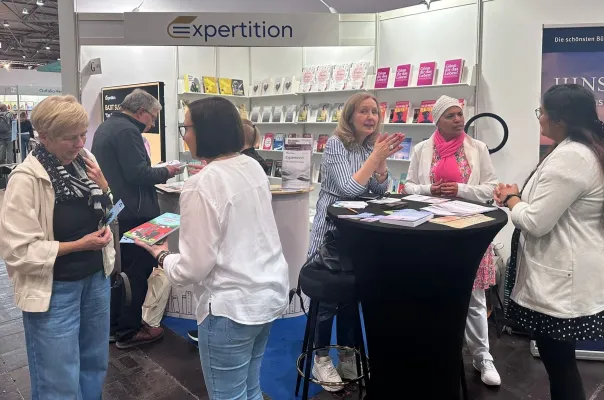Bild: Leipziger Buchmesse 2026: Hamburger Verlag Expertition zeigt neue Wege für Autoren