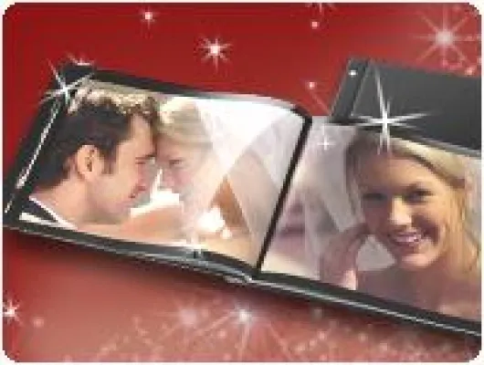 Bild: Wundervolle Geschenkidee zu Weihnachten – ein Hochzeits-Fotobuch