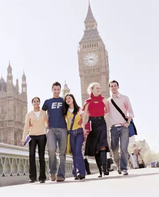 Bild: EF Sprachreisen nach Großbritannien - Kunden profitieren vom günstigen Wechselkurs