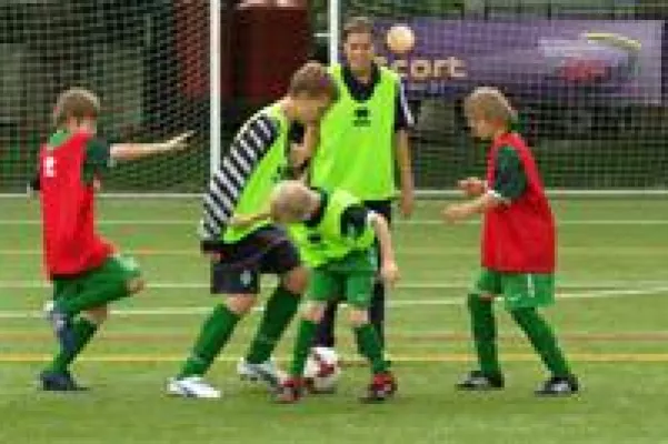 Bild: WERDER BEWEGT bei internationalem Special Youth Camp in Basel