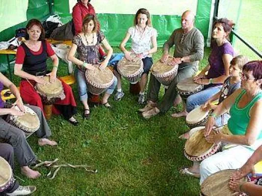 Bild: Kärnten: Trommelworkshop am Pilsachhof in Arriach