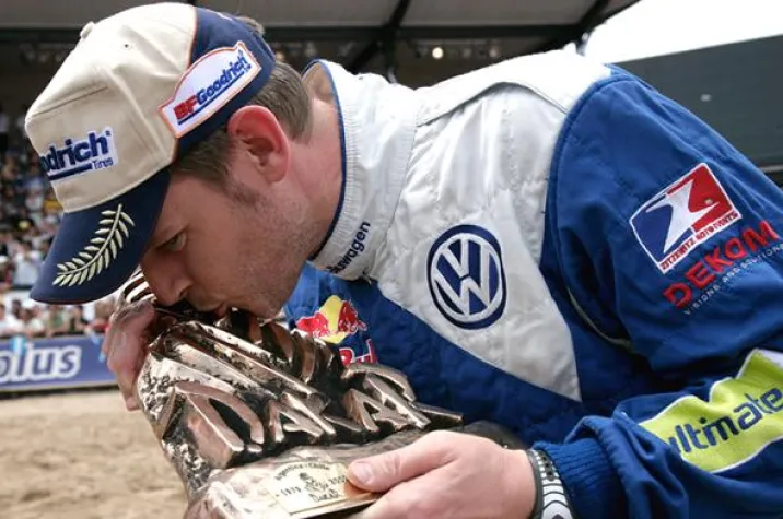 Bild: Rallye Dakar - DEKOM-Partner gewinnt härteste Rallye der Welt