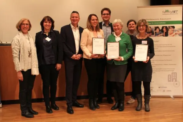 Bild: Erfolgreiche Rezertifizierungen im Geschäftsbereich Altenhilfe der Zieglerschen