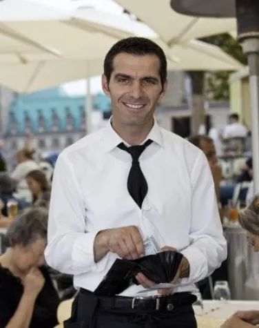 Bild: Erfolgreiches Terrassengeschäft 2012 mit mobilen Kassen