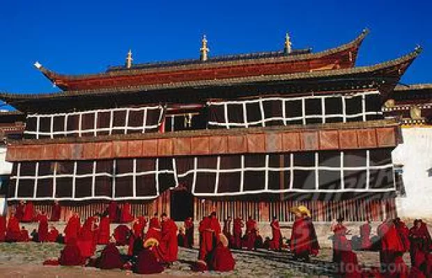 Bild: Wo sind die verschwundenen tibetischen Mönche von Kirti - „Fortbildung in Rechtsfragen“ reine Augenwischerei?