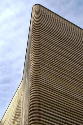 Bild: Hochschule Luzern - Erste Weiterbildungsabsolventen in Nachhaltigem Bauen