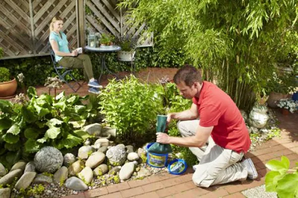 Bild: Sorgt für klare Sicht im Gartenteich