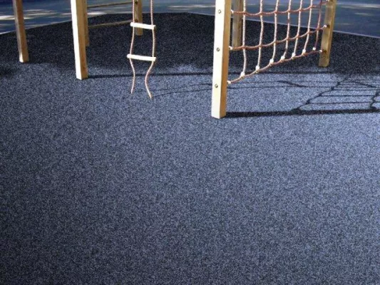 Bild: Umfangreiches Bodenprogramm für Hotels