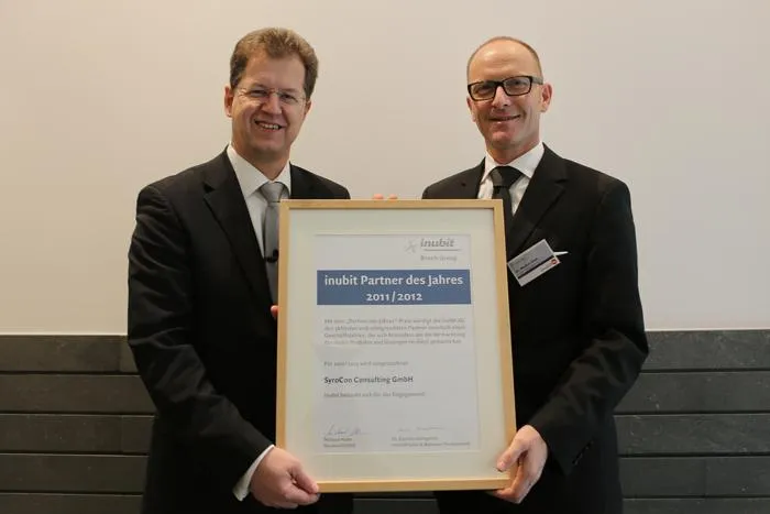 Preisverleihung beim inubit iDay in Berlin: inubit AG kürt SyroCon zum Partner des Jahres 2011/2012 Bild: Preisverleihung beim inubit iDay in Berlin: inubit AG kürt SyroCon zum Partner des Jahres 2011/2012