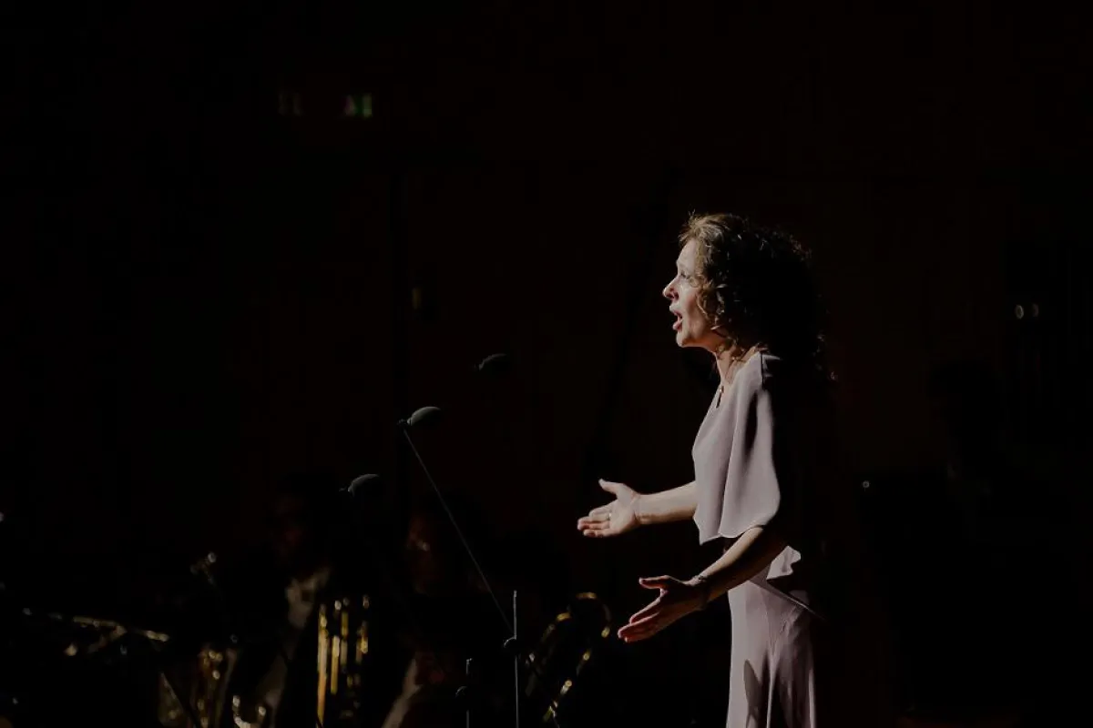 Tatiana Serjan als Lisa während des Konzertes von