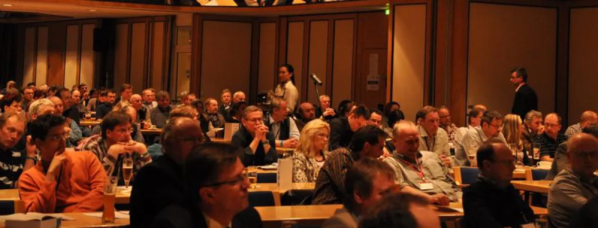 mit vollem Haus rechnet die AVA