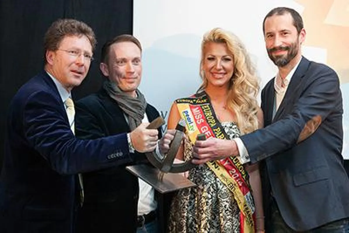 Ralf Bäuchl, Jan Rogozinski, Vivien Konca, Jörg Willhauck / Foto: INA Award/BEA Award, Laura Dierig