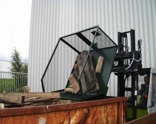 Bild: Neue Kippbehälter für Gabelstapler im Fokus - 3-Seiten Kipper, Gitter-Kippmulden und Muldenkipper