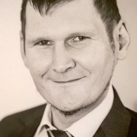 Bild: Sicherheitsexperte Adrian Janotta als Berater für Amazon