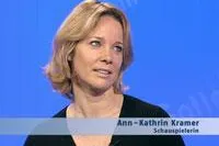 Bild: Ann-Kathrin Kramer im Gespräch mit Bruder Paulus, So. 06.1.08, 8.30 Uhr, N24 Ethik „Um Gottes Willen"