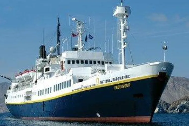 Galapagos Kreuzfahrten von National Geographic - Neu bei Advenation - Adventure Locations Bild: Galapagos Kreuzfahrten von National Geographic - Neu bei Advenation - Adventure Locations