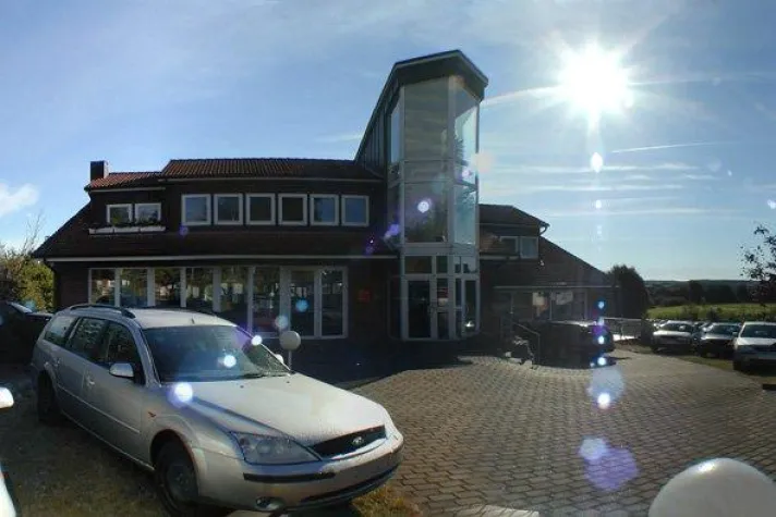 Mehr Umsatz im Fahrzeugmarkt durch mehr Interessenten Bild: Mehr Umsatz im Fahrzeugmarkt durch mehr Interessenten