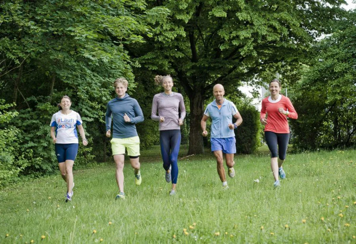 Um Sportmedizin geht es am 05.06.2018 beim BKK Mobil Oil Lauftreff in München. Foto: Silvia Béres.
