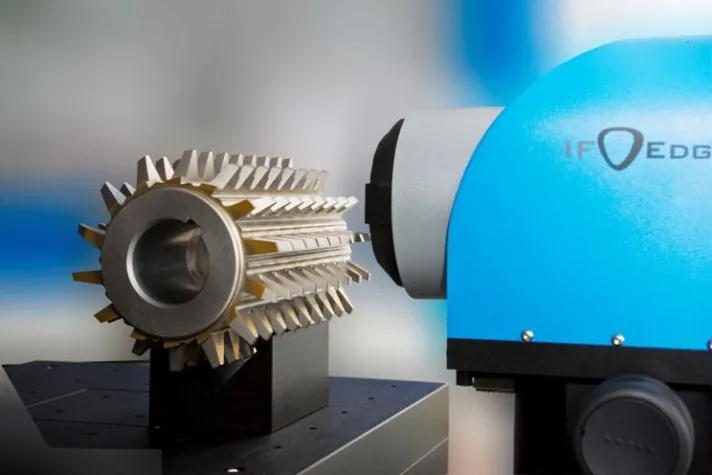 Bild: Optische Werkzeugmesstechnik von Alicona auf der EMO