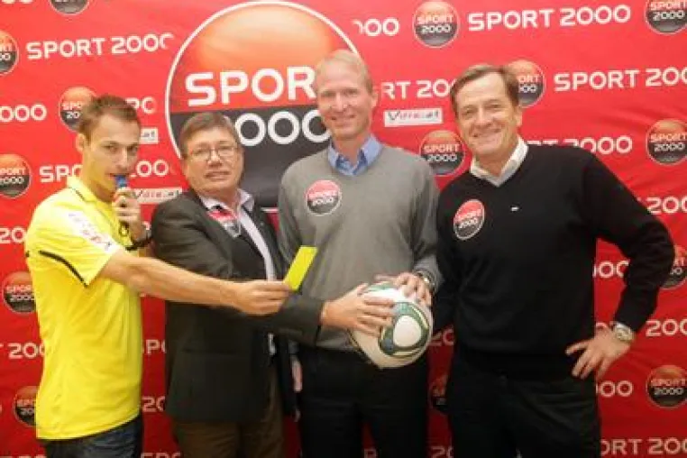 Bild: Leidenschaft für den Sport: Anpfiff mit SPORT 2000