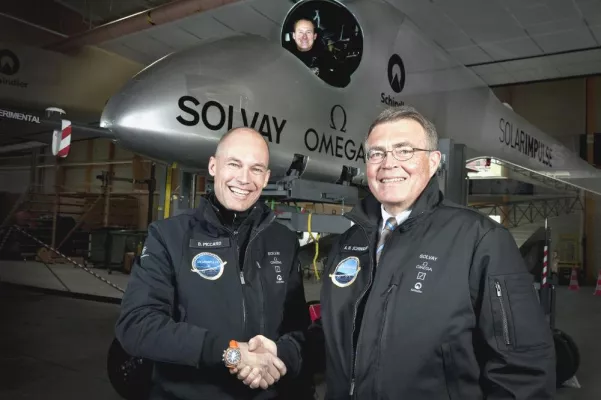 Bild: Schindler wird Hauptpartner von Solar Impulse