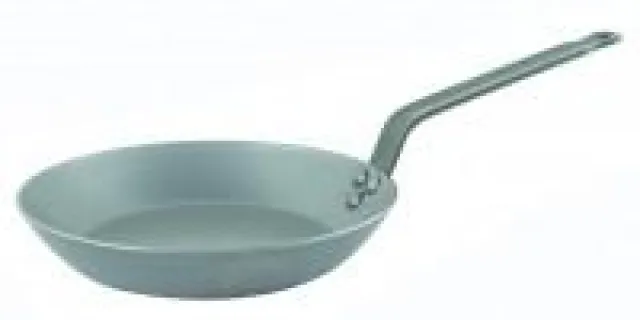 Bild: Pfannen mit Lyoner Form