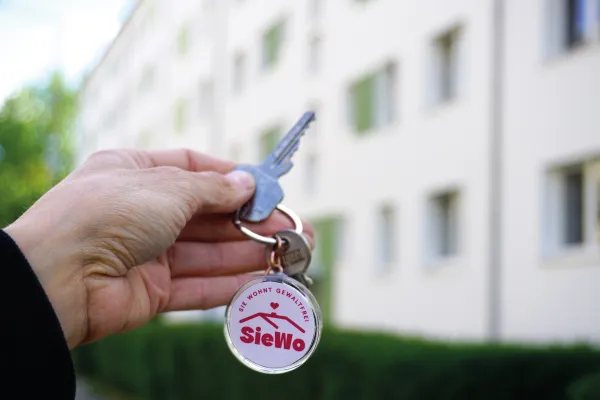 Bild: Mehr Wohnraum für Betroffene häuslicher Gewalt