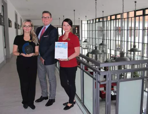 Bild: Gräflicher Park Grand Resort mit Spa Business Award ausgezeichnet