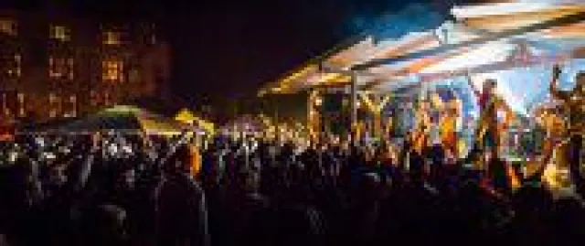 Hexennacht mit Tanz in den Mai auf Burg Satzvey Bild: Hexennacht mit Tanz in den Mai auf Burg Satzvey