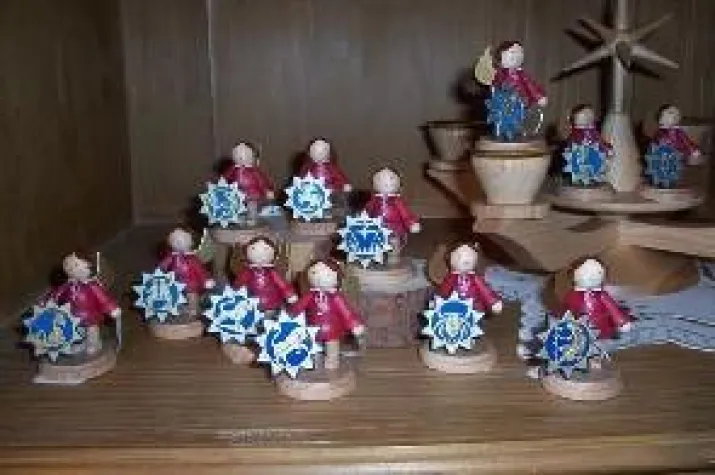 Bild: Neue Sternzeichen-Engel : Glücksbringer aus dem STRACOLAND