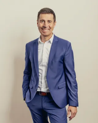 Bild: WALTER FRIES Corporate Finance berät ELSTEK beim Verkauf an die Builtech Group