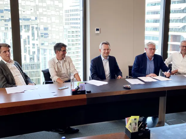 Bild: Main geht Wachstumspartnerschaft mit Bizzdesign ein