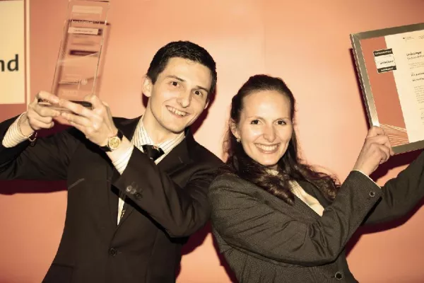 Bild: Innovationspreis-IT & neue Handelsverträge: DIGITTRADE verzeichnet erfolgreiche CeBIT