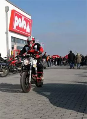 Bild: POLODROM in Jüchen nimmt Fahrt auf