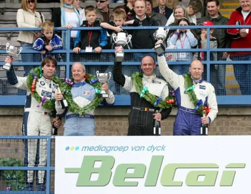 Platz 2 für GS Motorsport in England Bild: Platz 2 für GS Motorsport in England